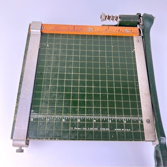 Vintage Paper Cutter 9" Spring Loaded Wood Base - Picture 2 of 10